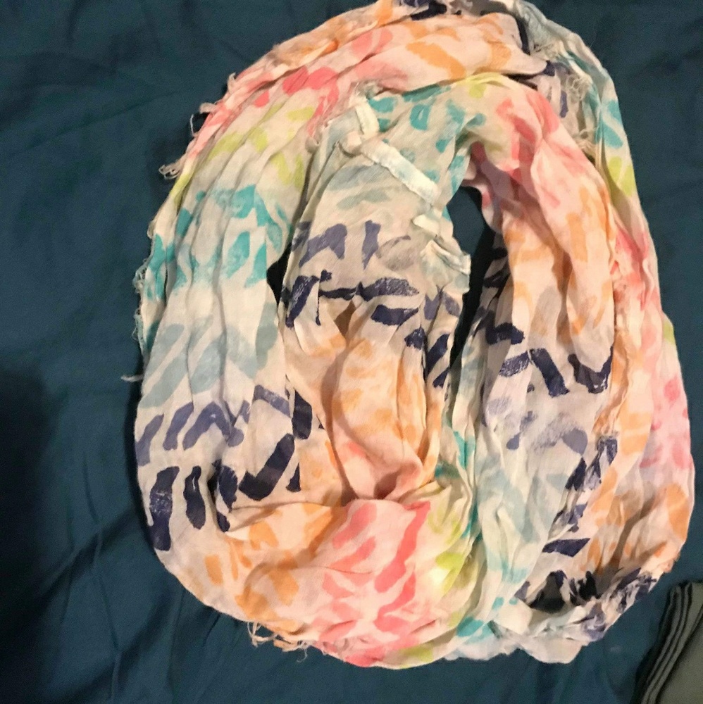 Infinity scarf